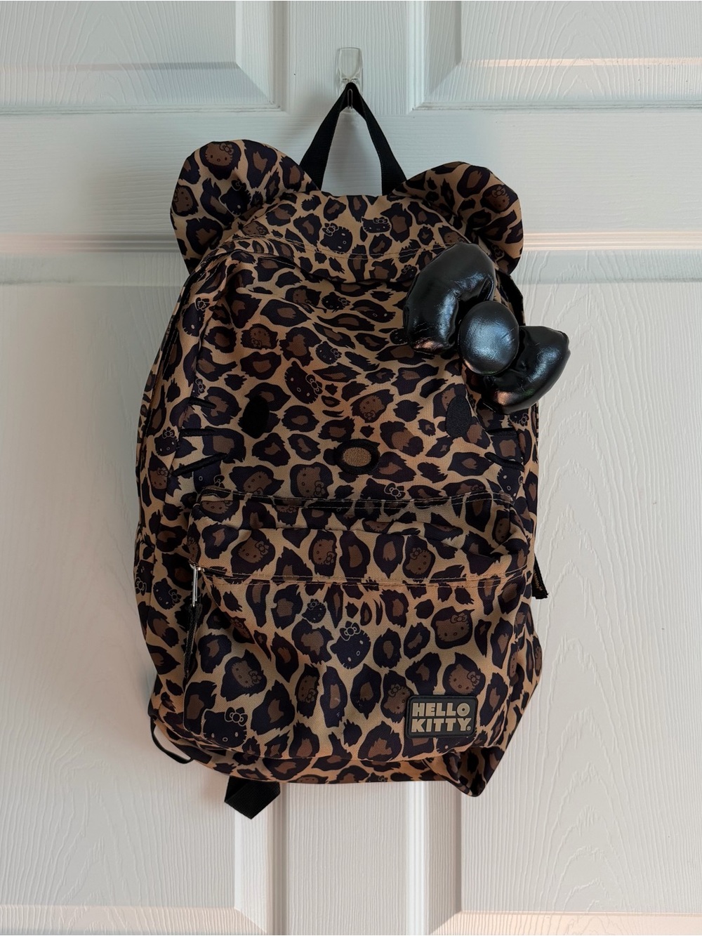 vintage 2012 Sanrio x Loungefly leopard cheetah print hello kitty backpack